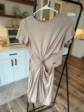 Short Sleeve Dress